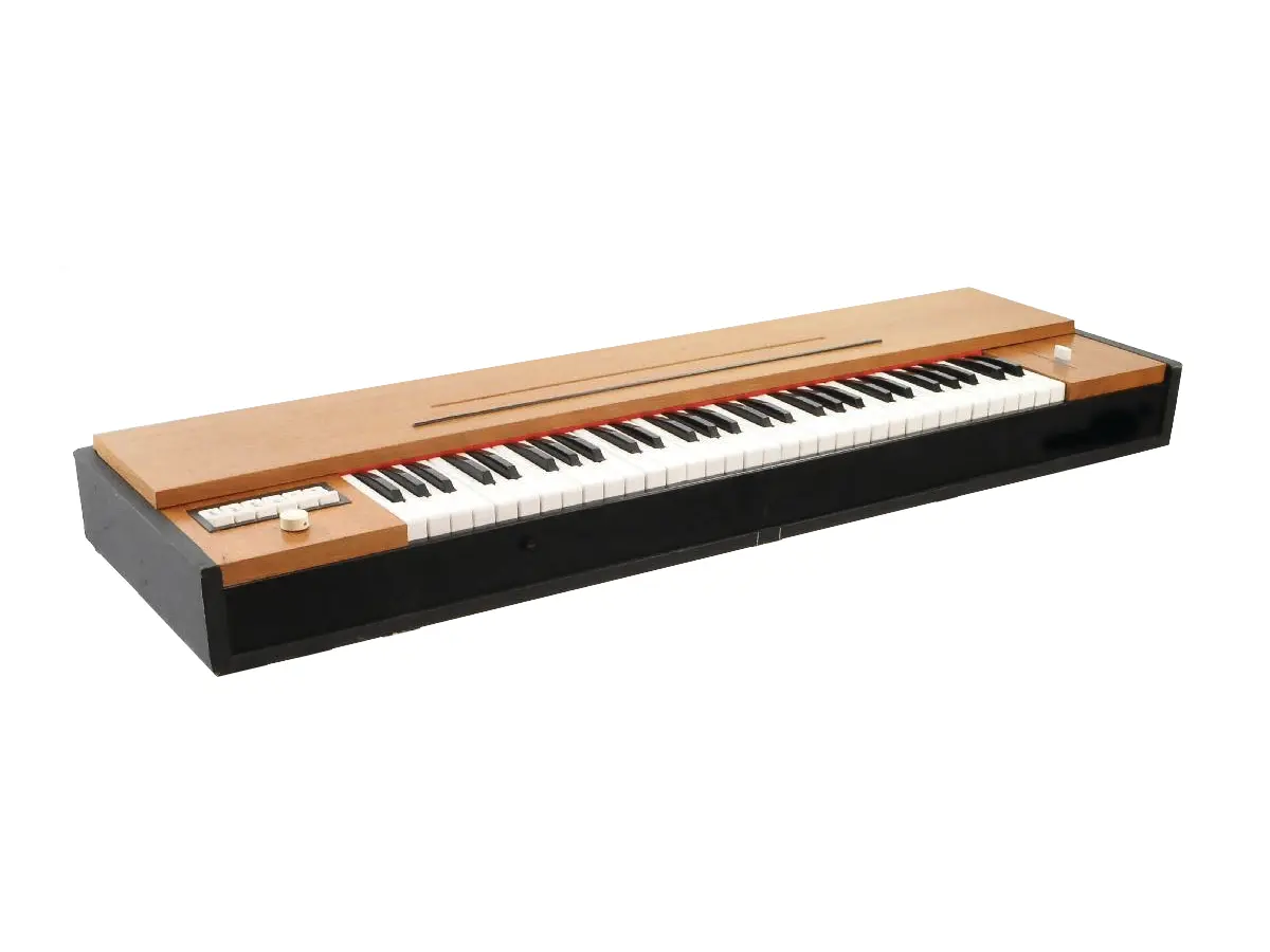 Piano and keyboard